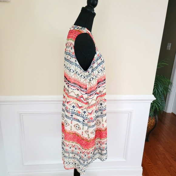 Cloth & People Dress - Picture 4 of 7